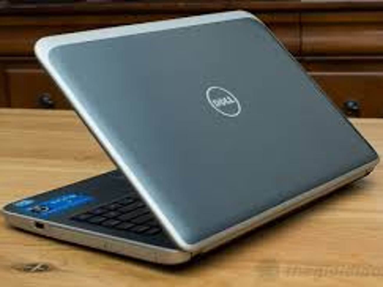 Dell laptop **prop only***