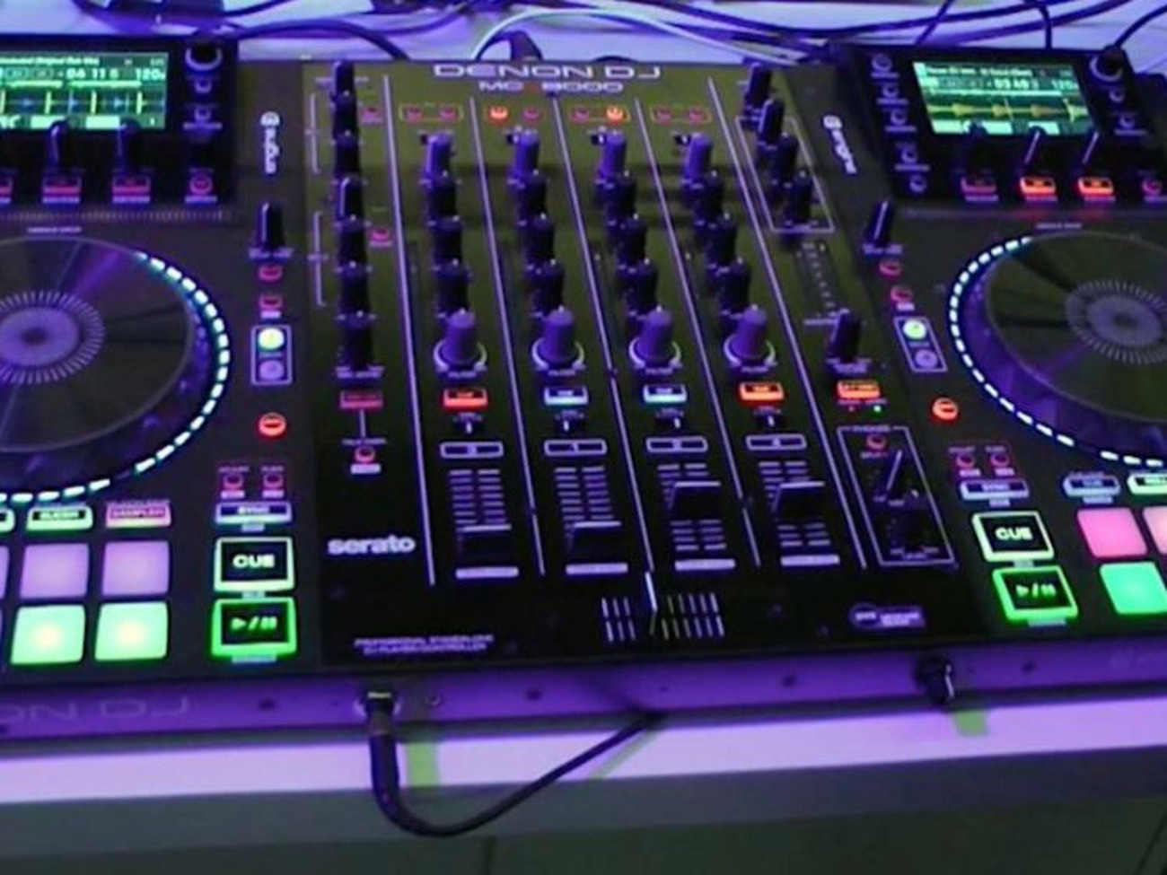Denon mcx8000 dj controller