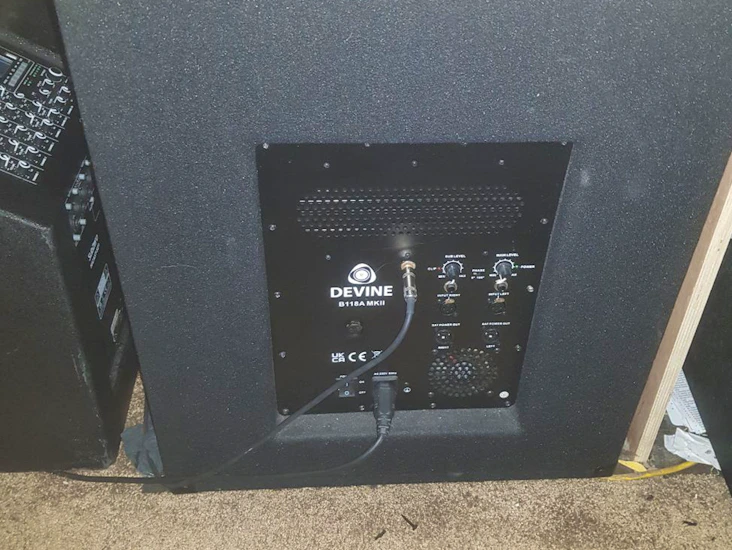 Devine b118a mkii sub