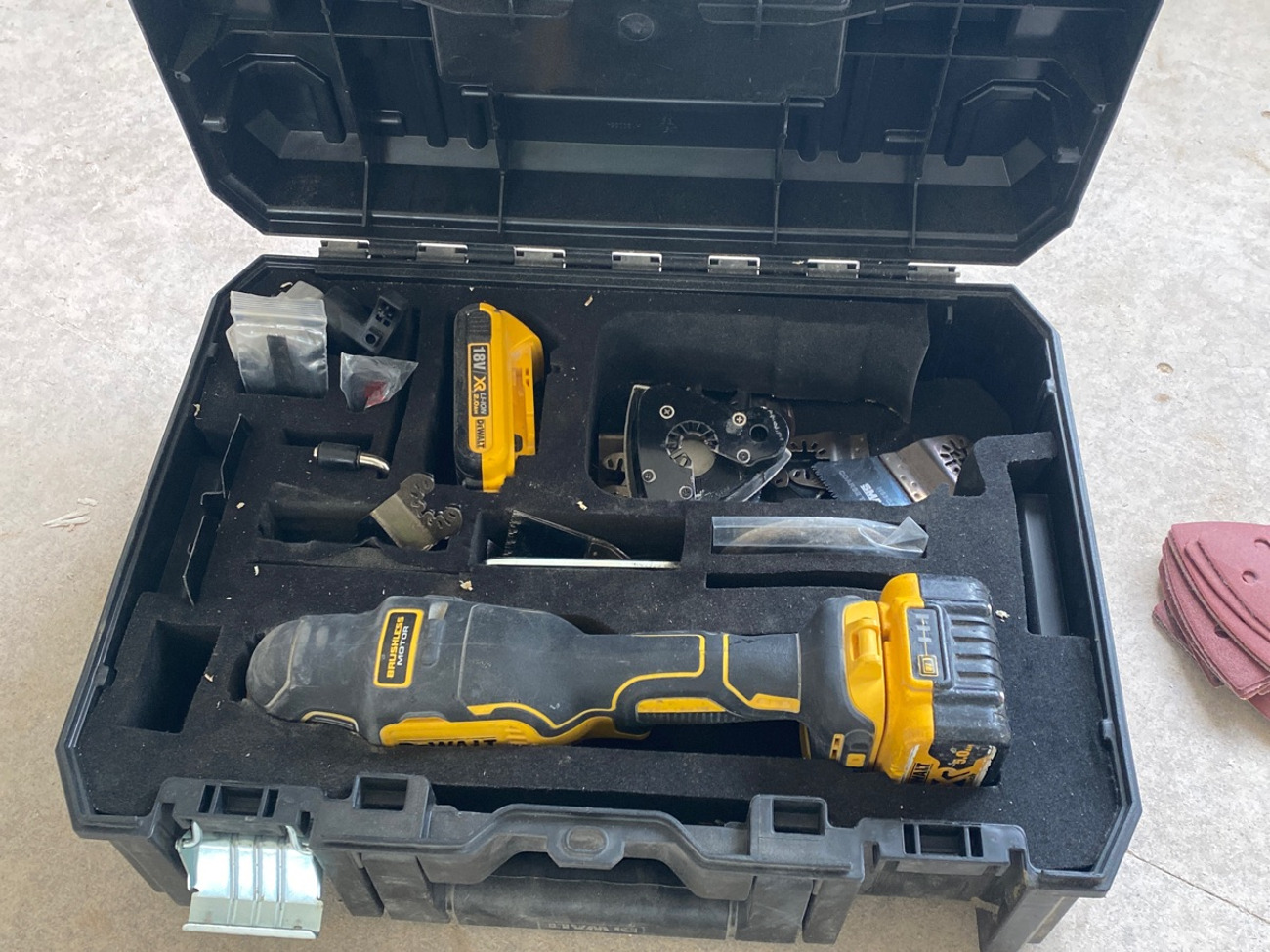 Dewalt brushless multi-tool