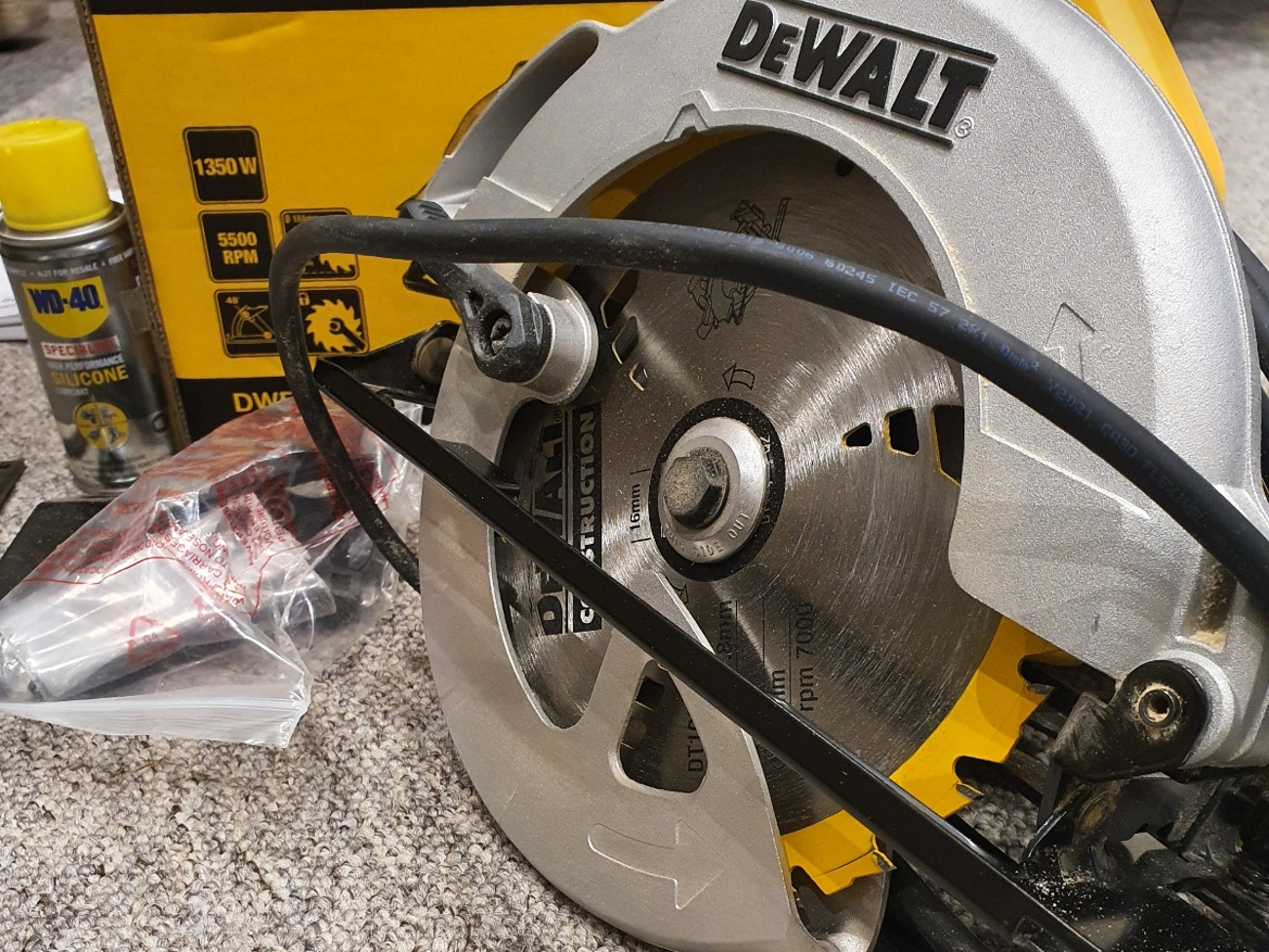 Dewalt circular 1350w