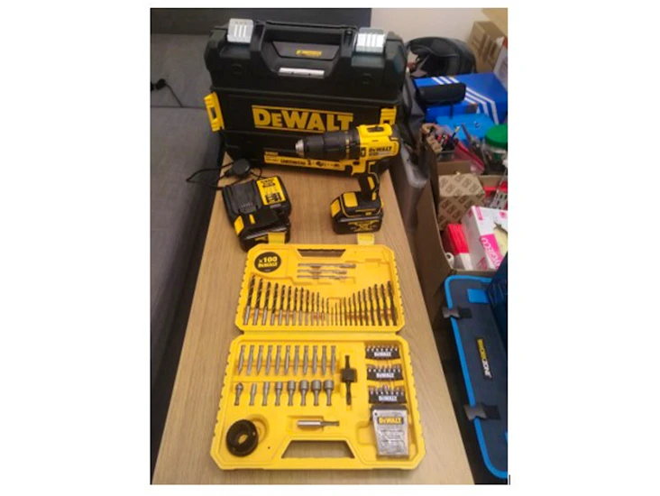 Dewalt drill + 100 piece bit set