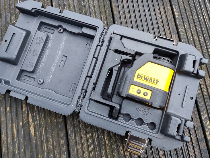 Dewalt laser level - green line