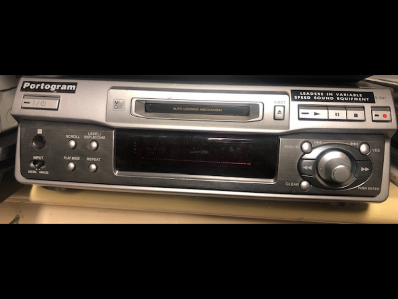 Digital mini disc player & recorder