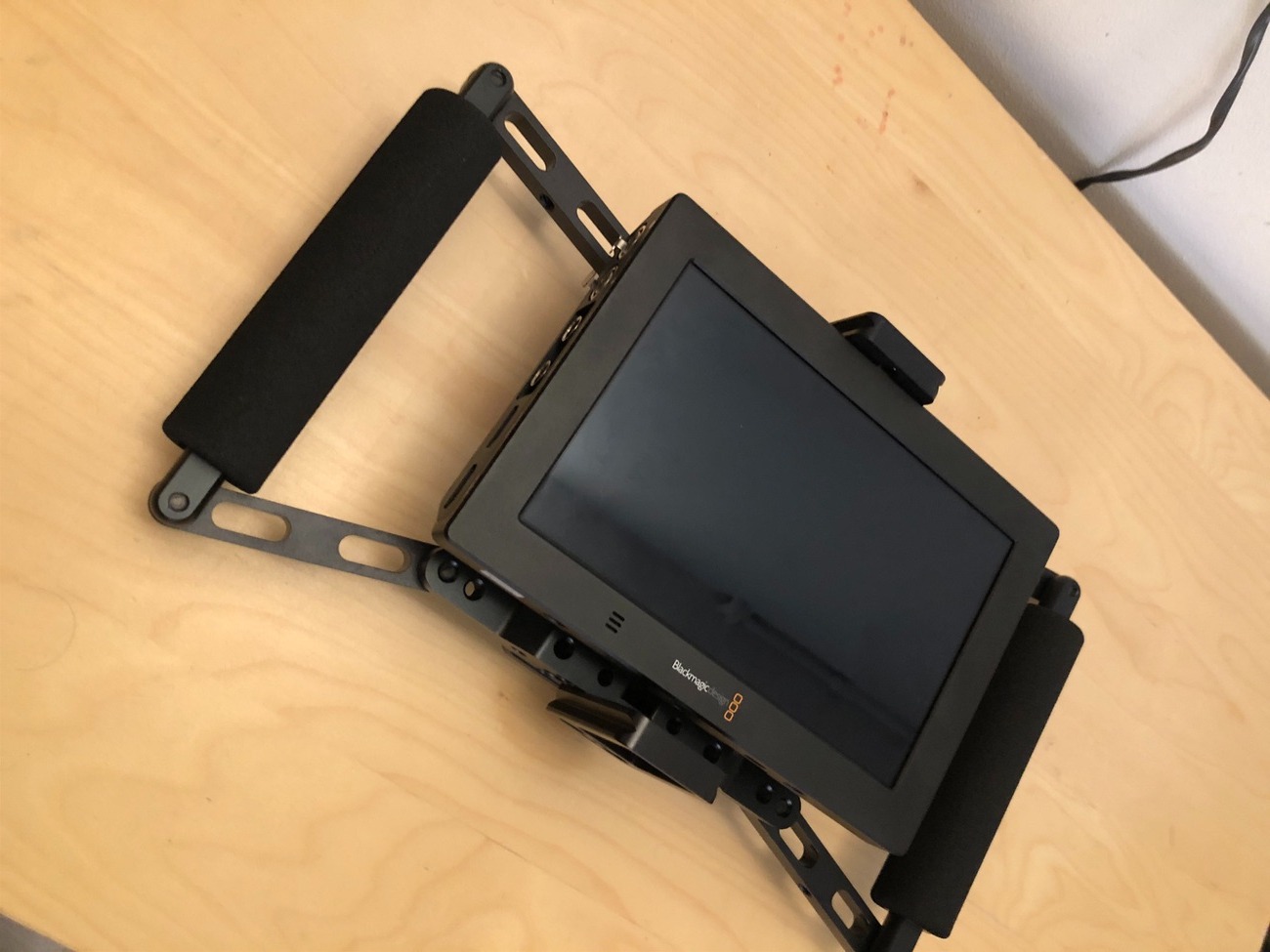 Directors monitor + cage