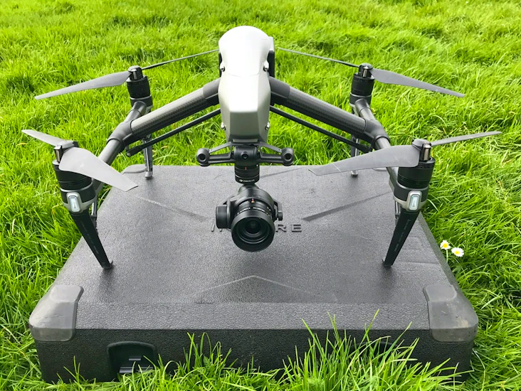 Dji inspire 2 / caa certified operator