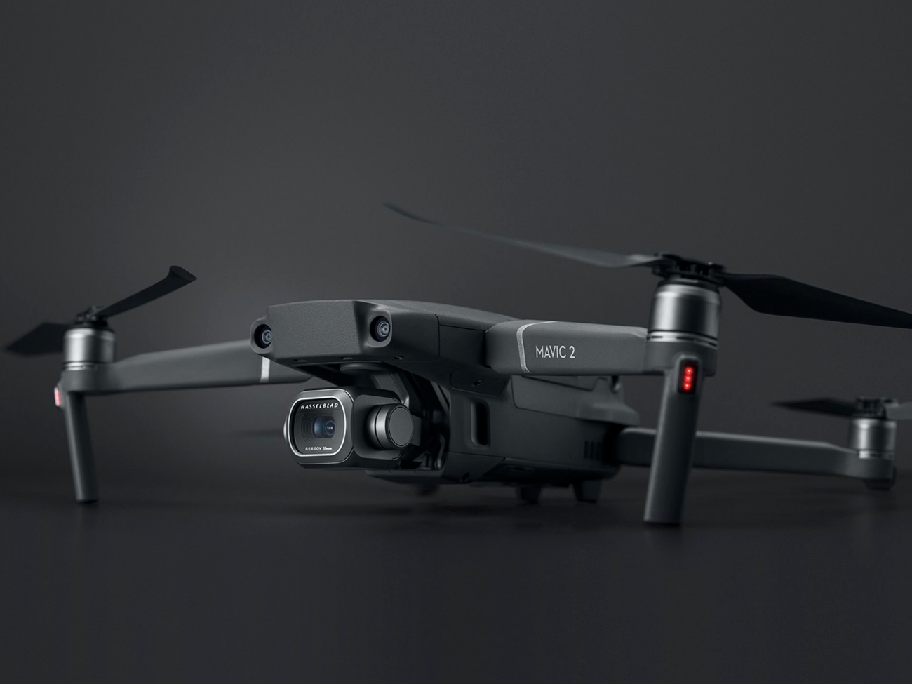 Dji mavic 2 pro drone + smart controller & fly more kit