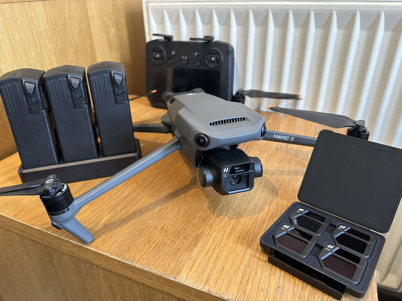 Dji mavic 3 + fly more combo+dji rc rro controller