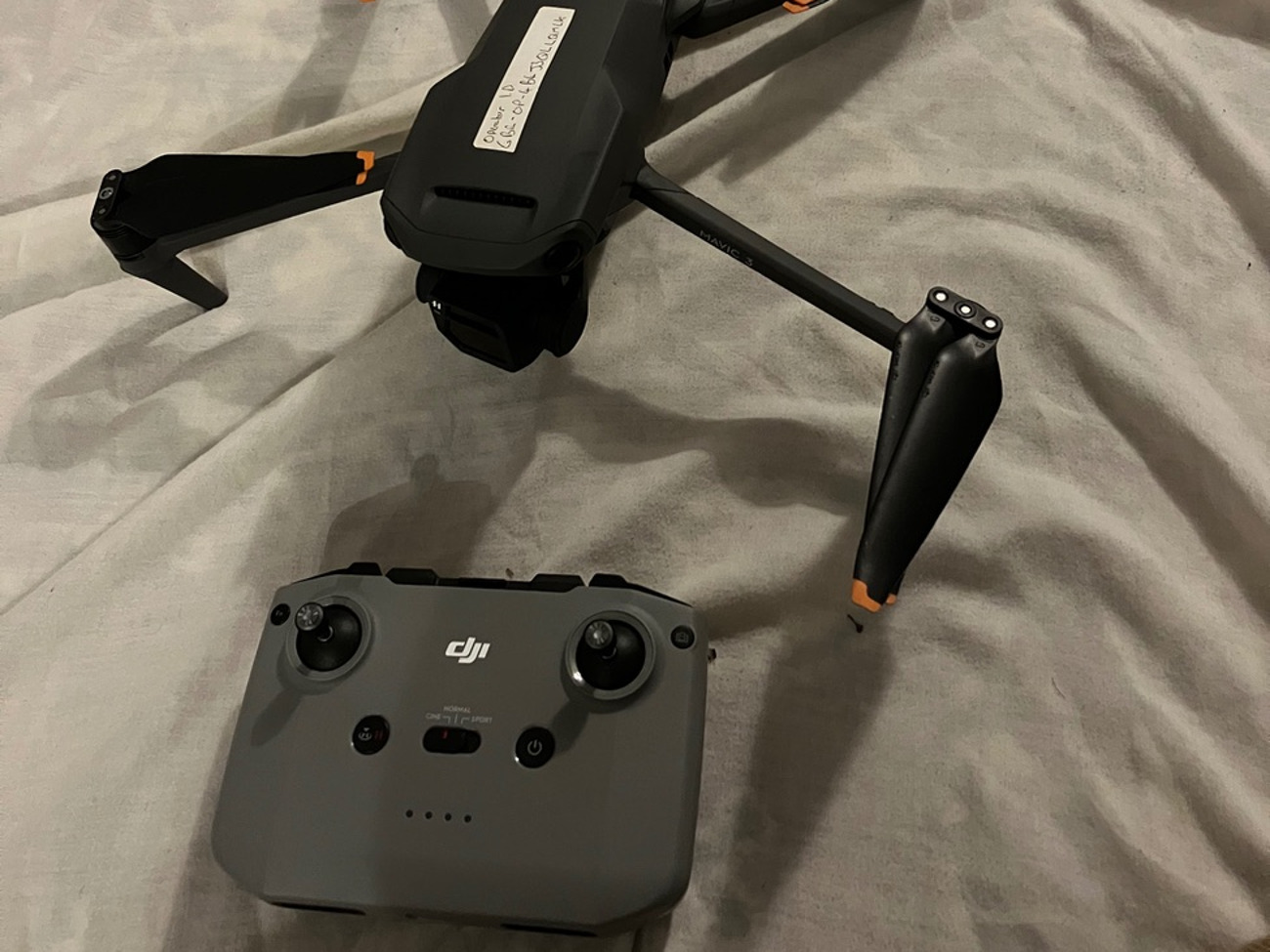 Dji mavic 3 pro drone