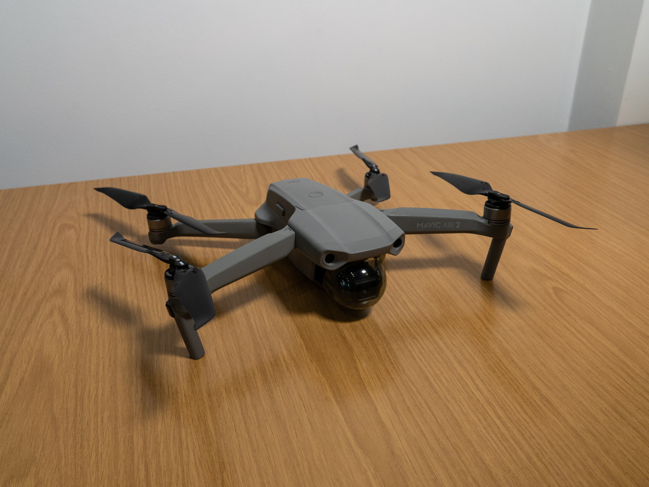 Dji mavic air 2 drone - fly more combo