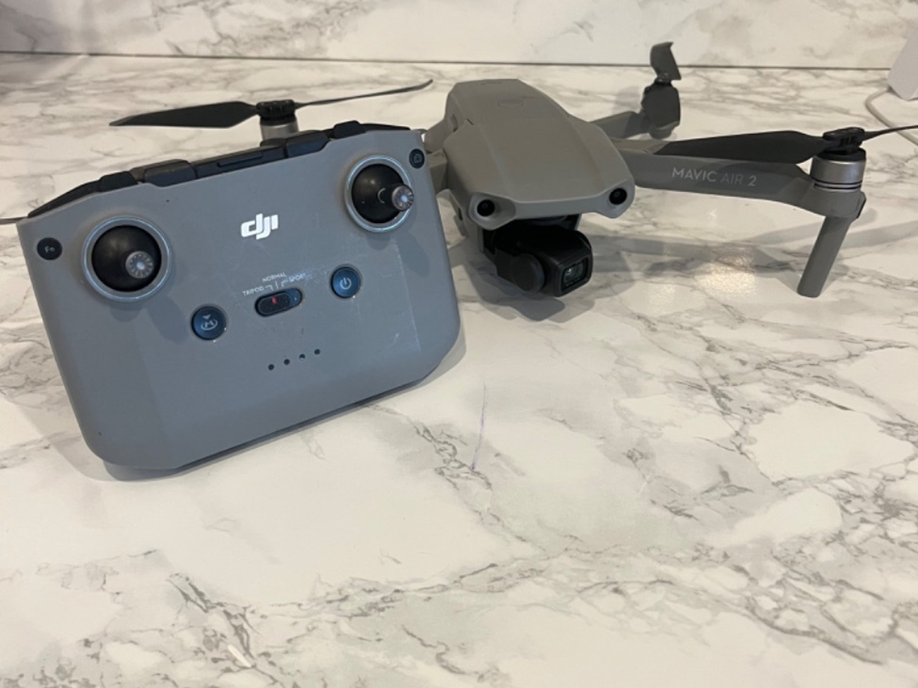 Dji mavic air 2 drone