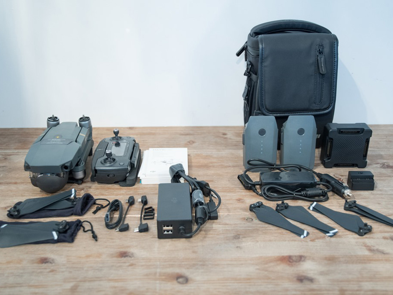 Dji mavic pro drone with all the extras, and 2 spare batteri