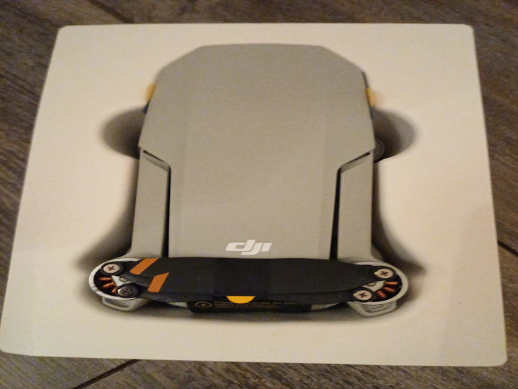 Dji mini 2 se drone, accessories & 3 fully charged batteries