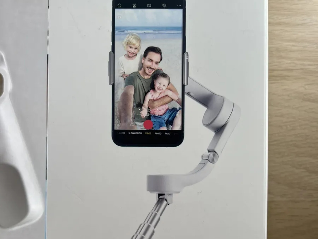 Dji om 5 smartphone gimbal, built-in extension rod