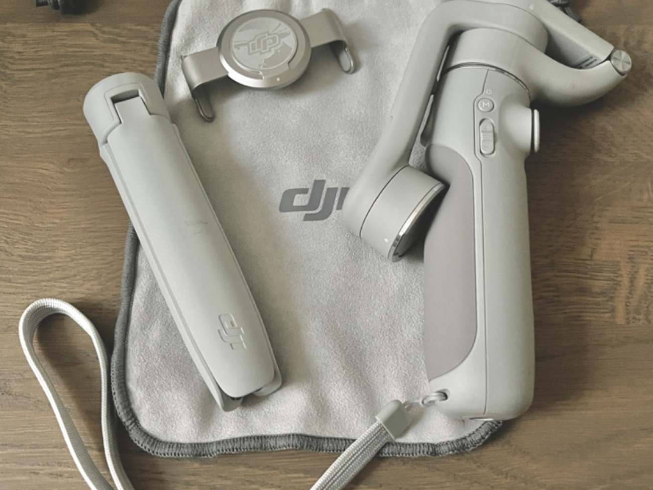 Dji om 5 smartphone gimbal stabilizer, 3-axis phone gimbal