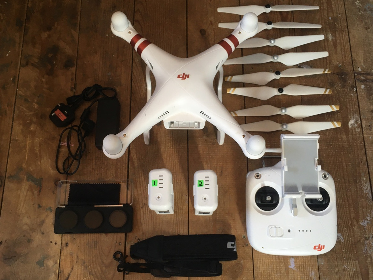 Dji phantom 3 standard package. 