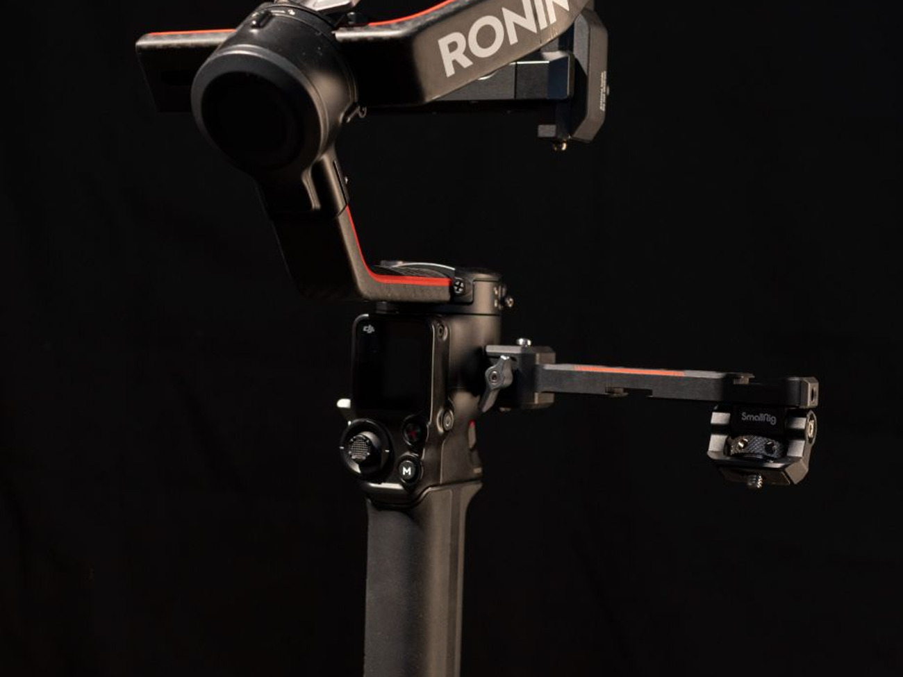 Dji ronin rs2 pro combo kit -gimbal + wireless focus & video