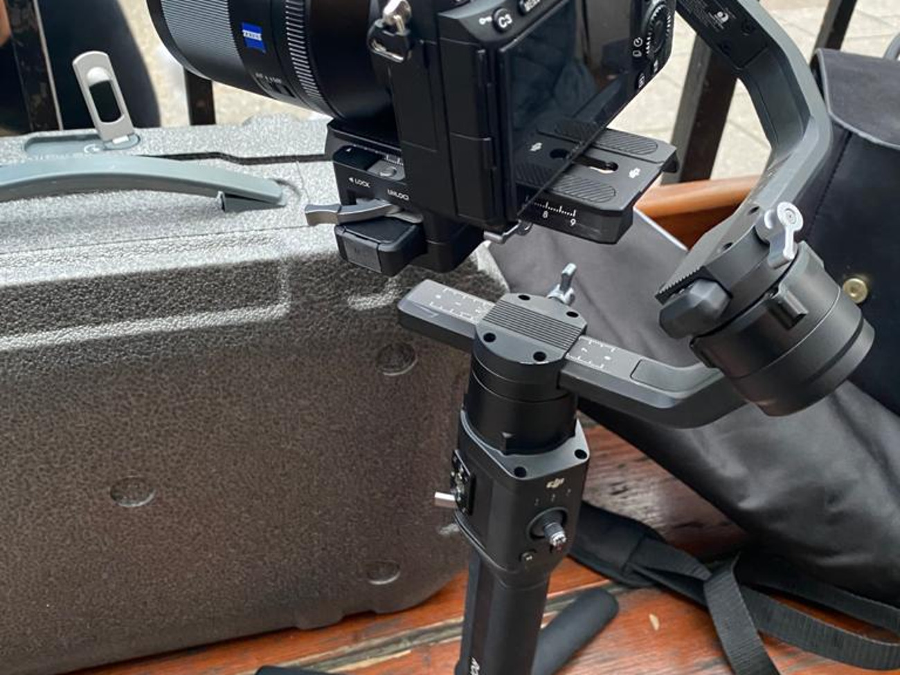 Dji ronin s gimble stabiliser in travel case