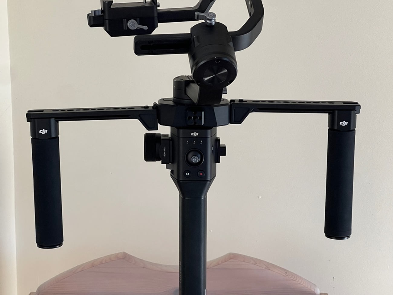 Dji ronin-s gimbal (with detachable dji handles)