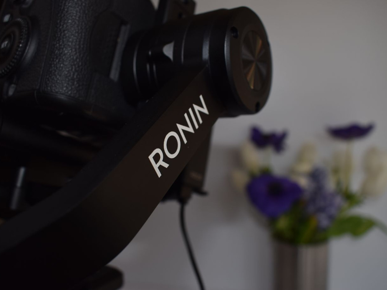 Dji ronin-s with focus motor and canon 5dmkiii + 1 x lens