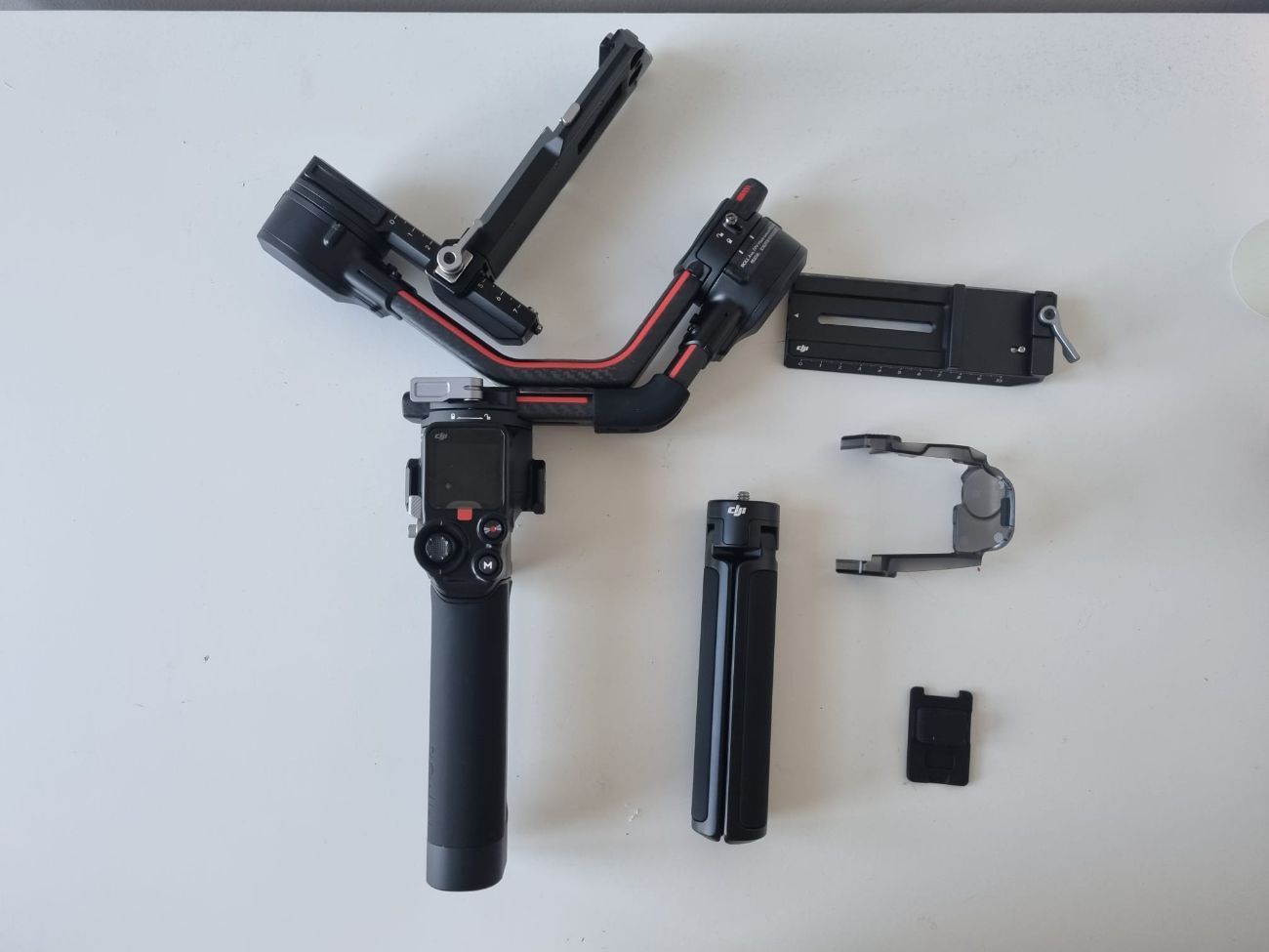 Dji rs2 gimbal stabilizer 