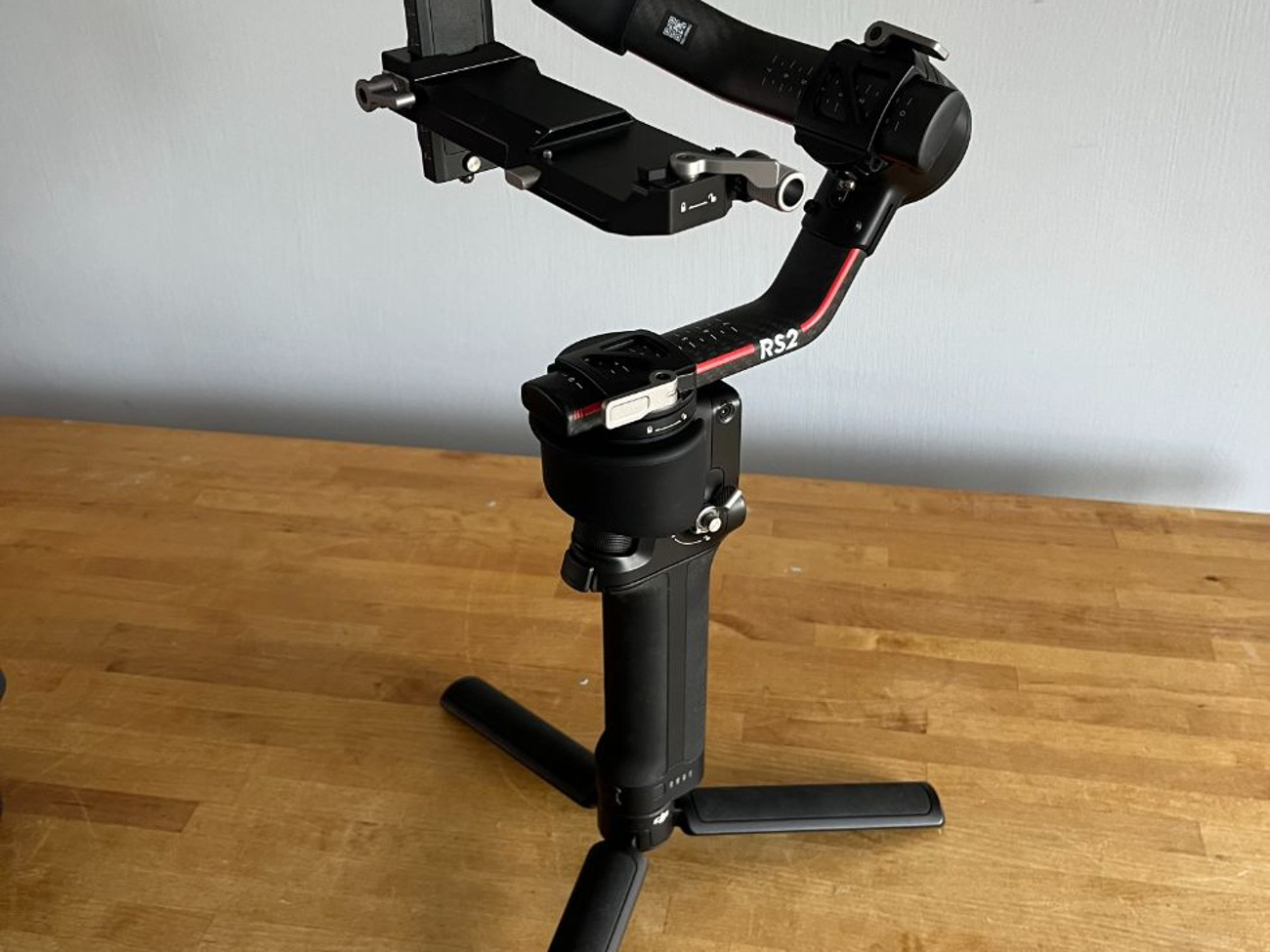 Dji rs2 pro combo + follow focus + raveneye