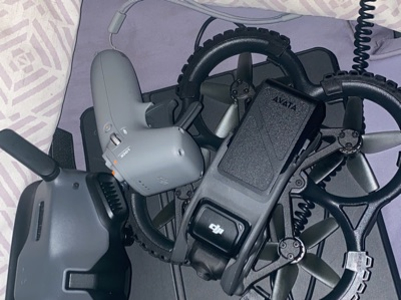 Dji avata fpv & fpv rc 2 with goggles