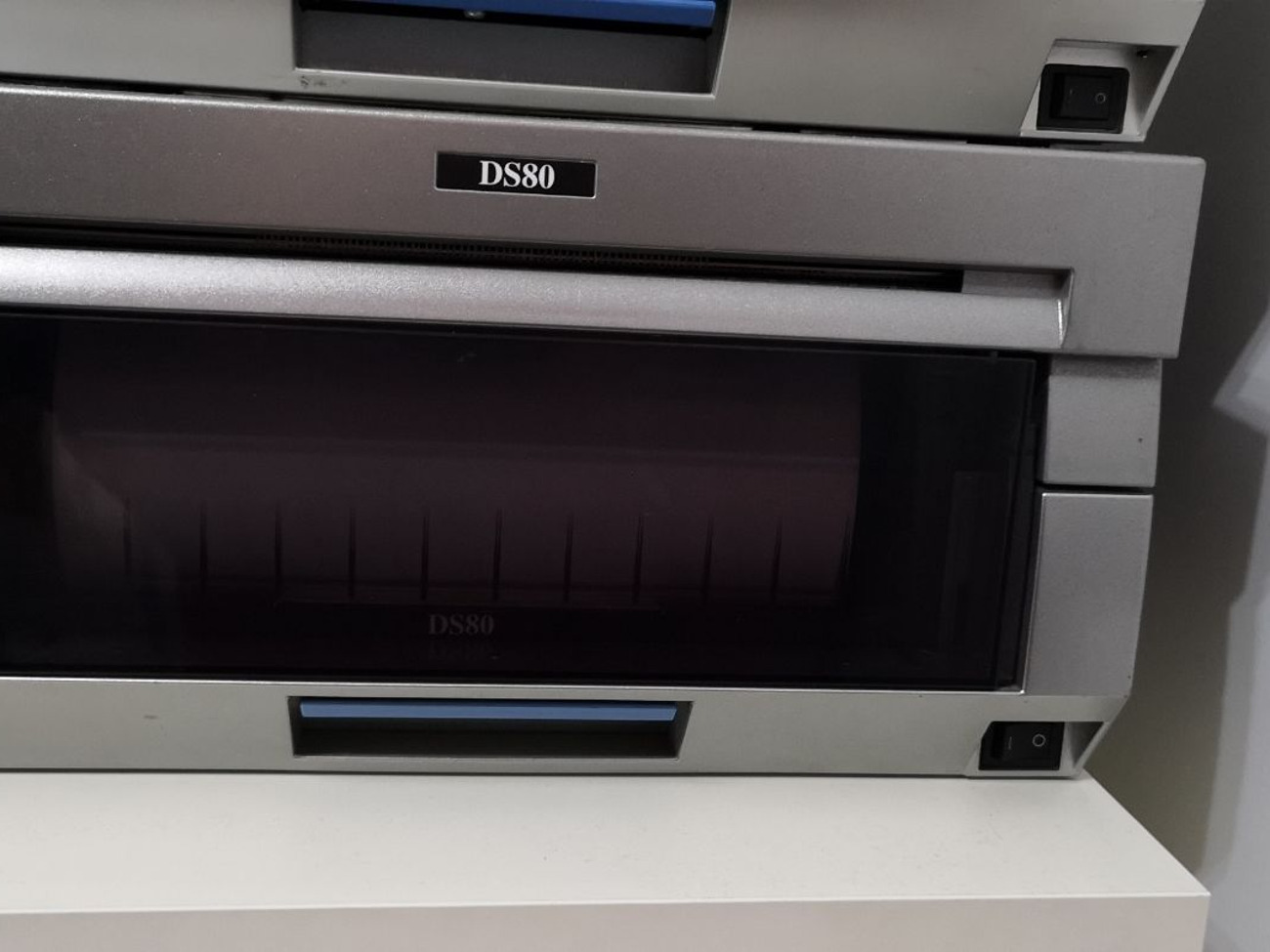 Dnp ds80 dye sublimation printer