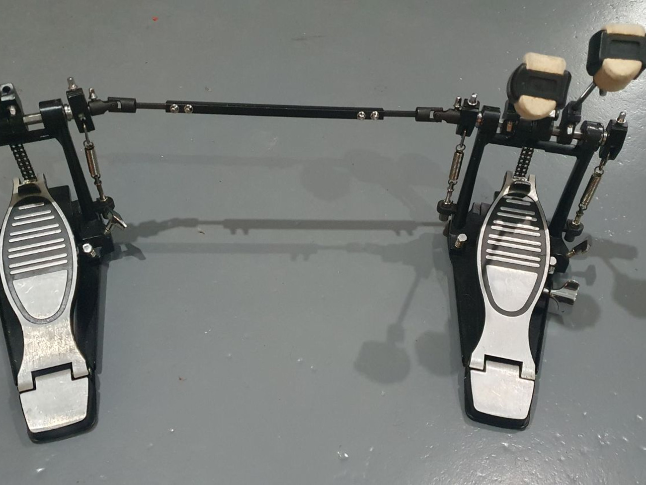 Double bass drum pedal