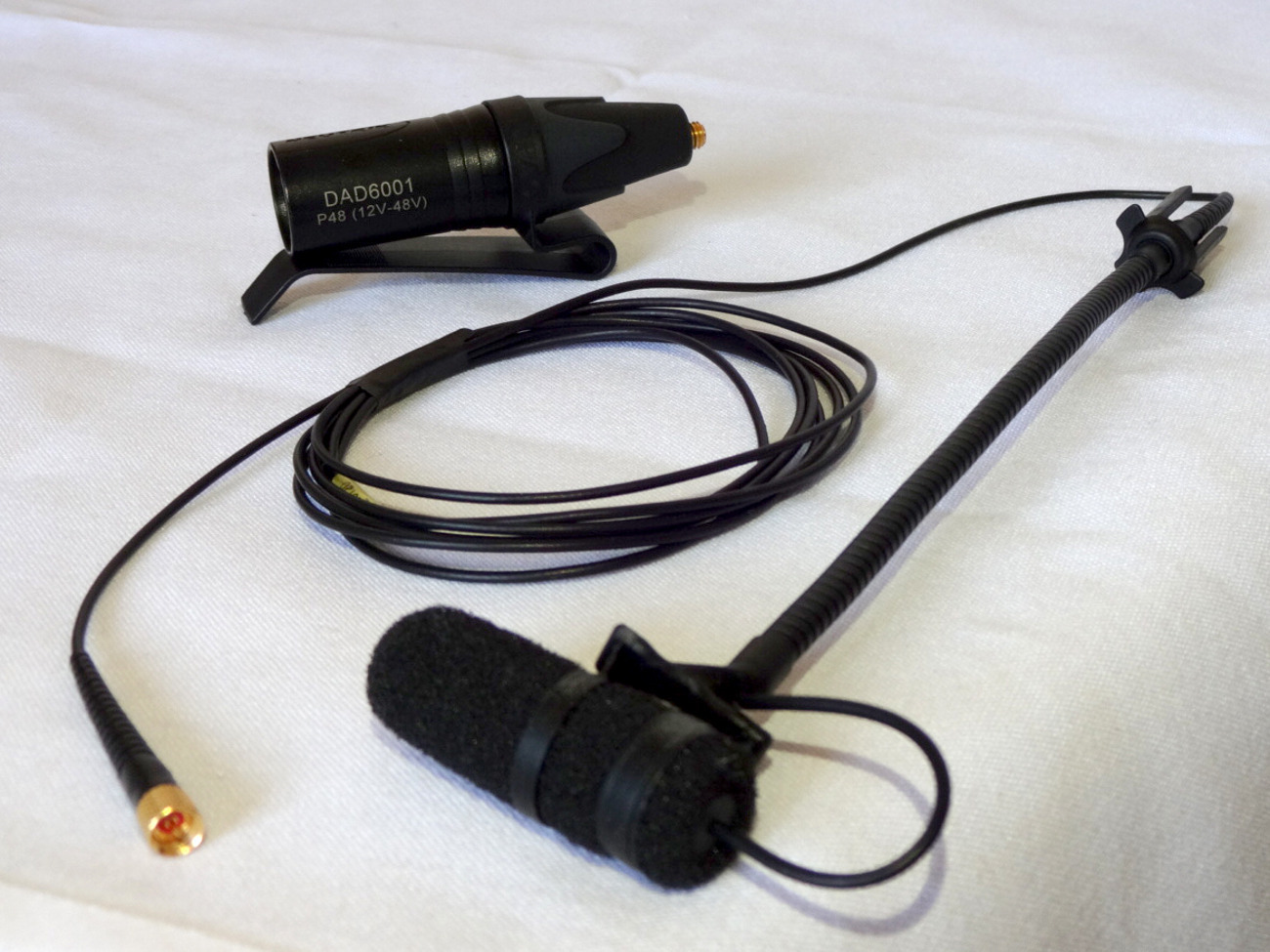 Dpa d:vote 4099 clip-on condenser microphone (2 of 4)