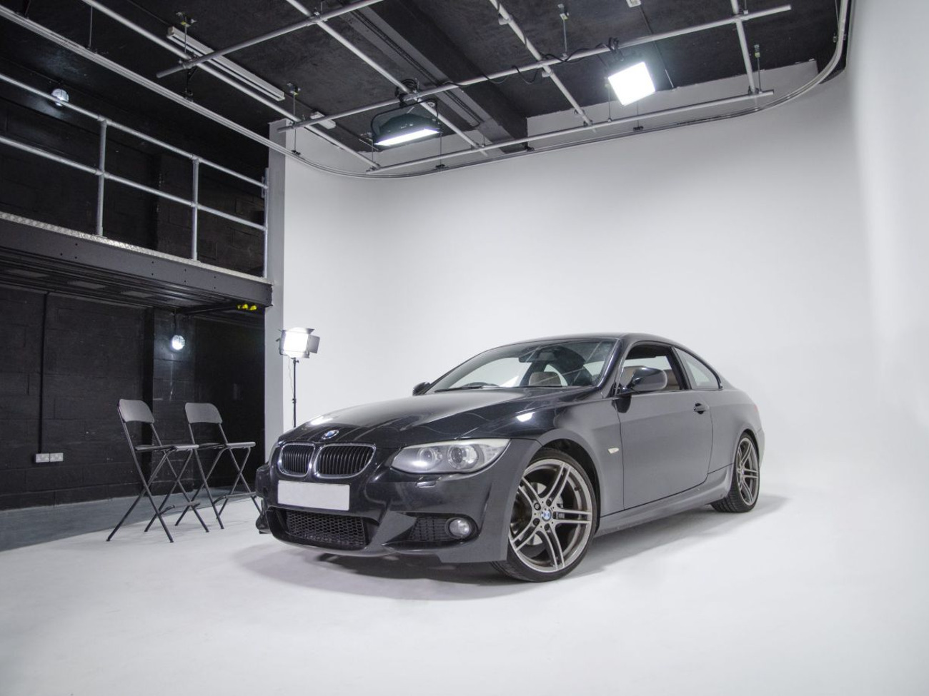 Drive in studio in london 