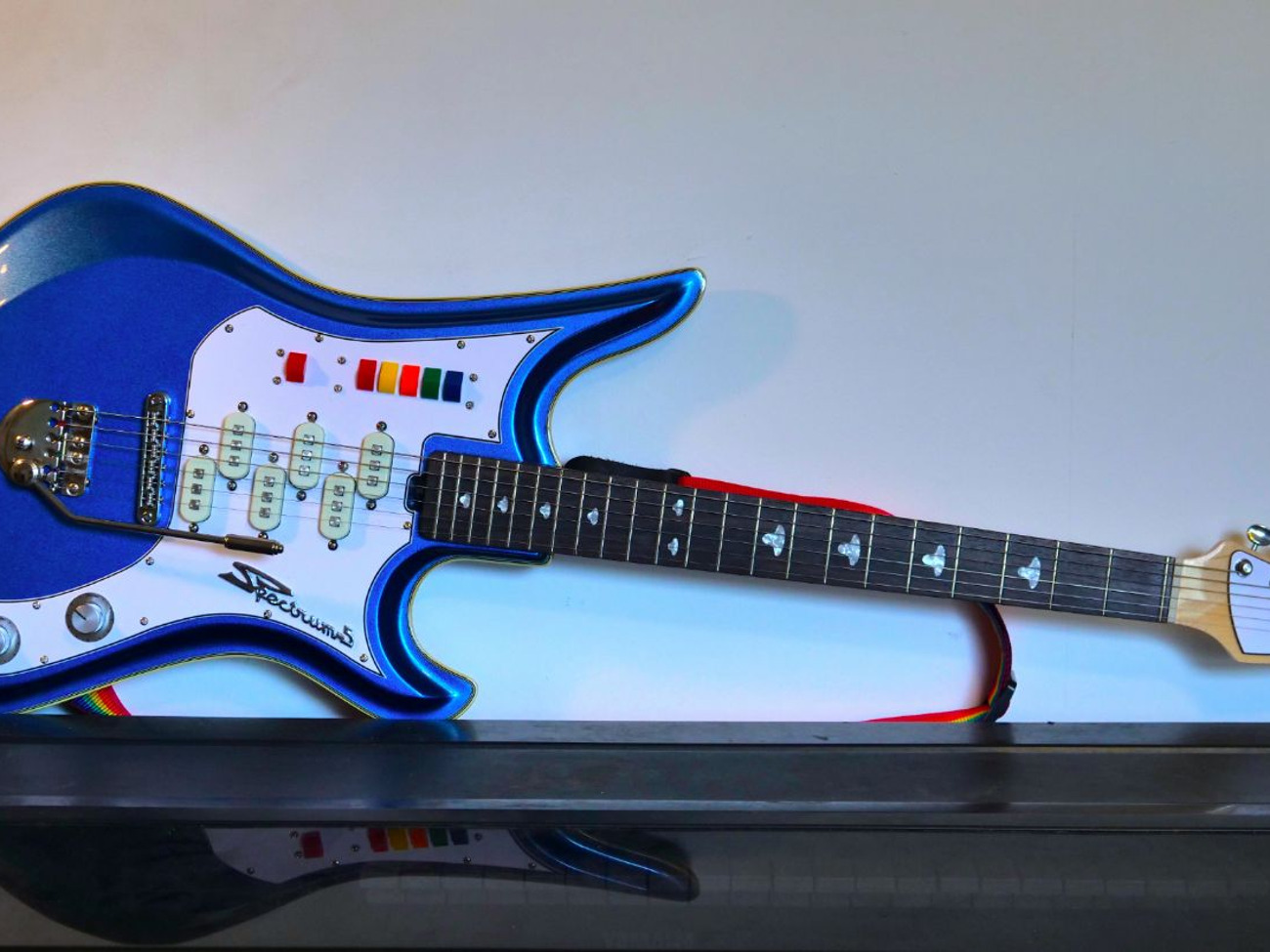 Eastwood spectrum 5 stereo guitar