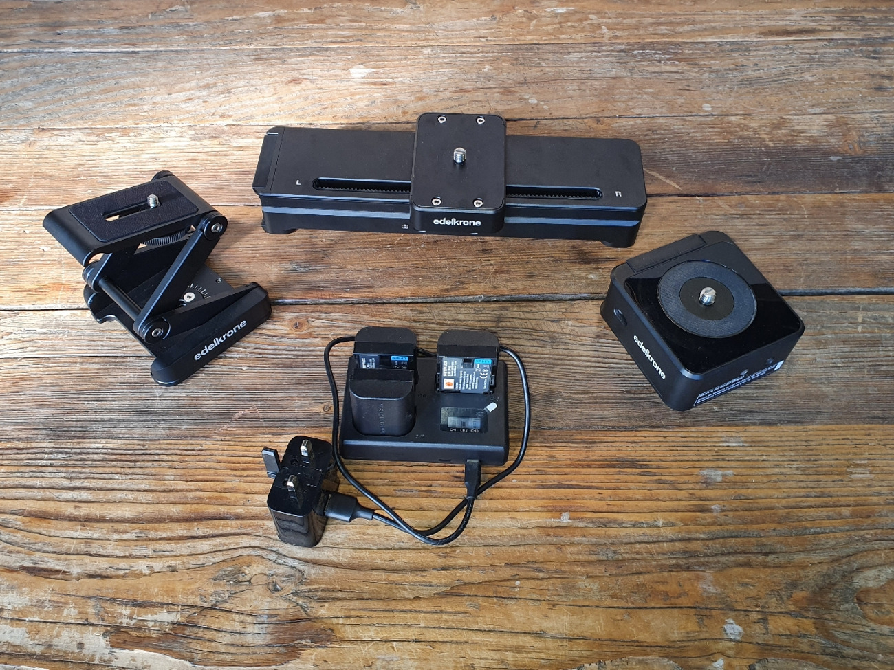 Edelkrone bundle: flextilt 2x headone + batteries