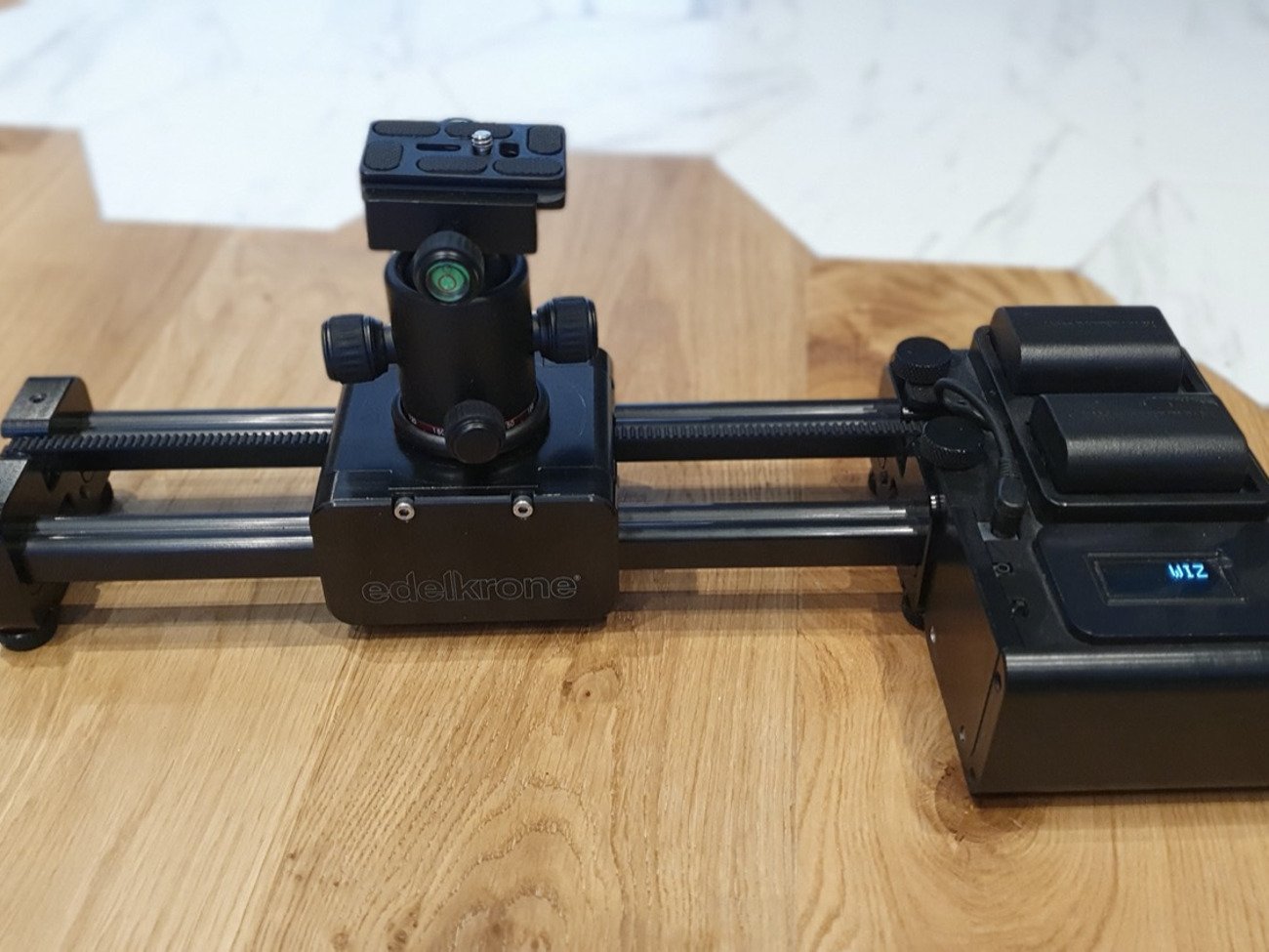 Edelkrone motorised sliderplus + ballhead