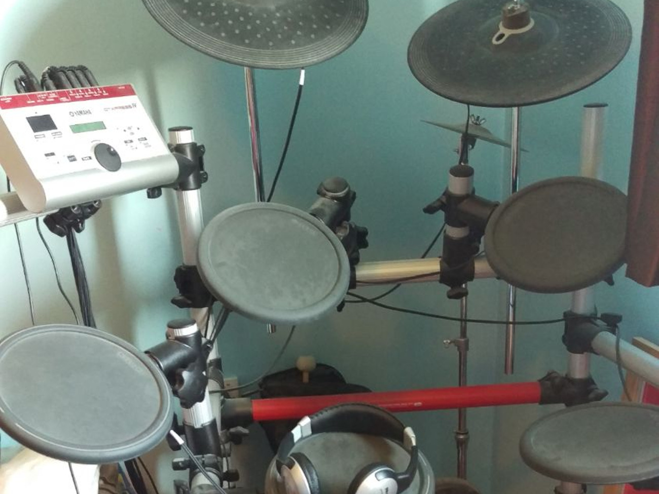 Electric drum kit - yamaha dtxpress 4