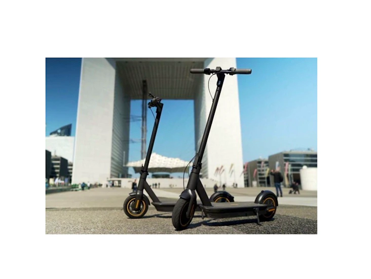 Electric scooter 2x 65 km battery life segway ninebot max g30 e