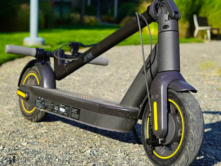 Electric scooter 65 km battery life segway ninebot max g30 e