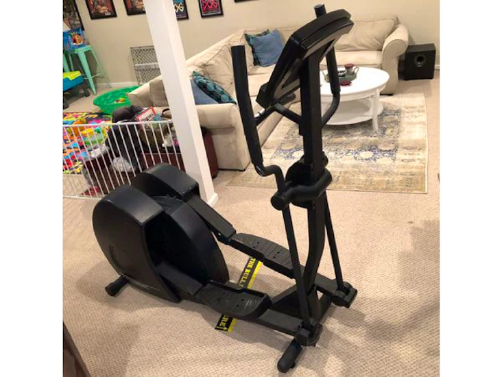 Elliptical machine diamondback