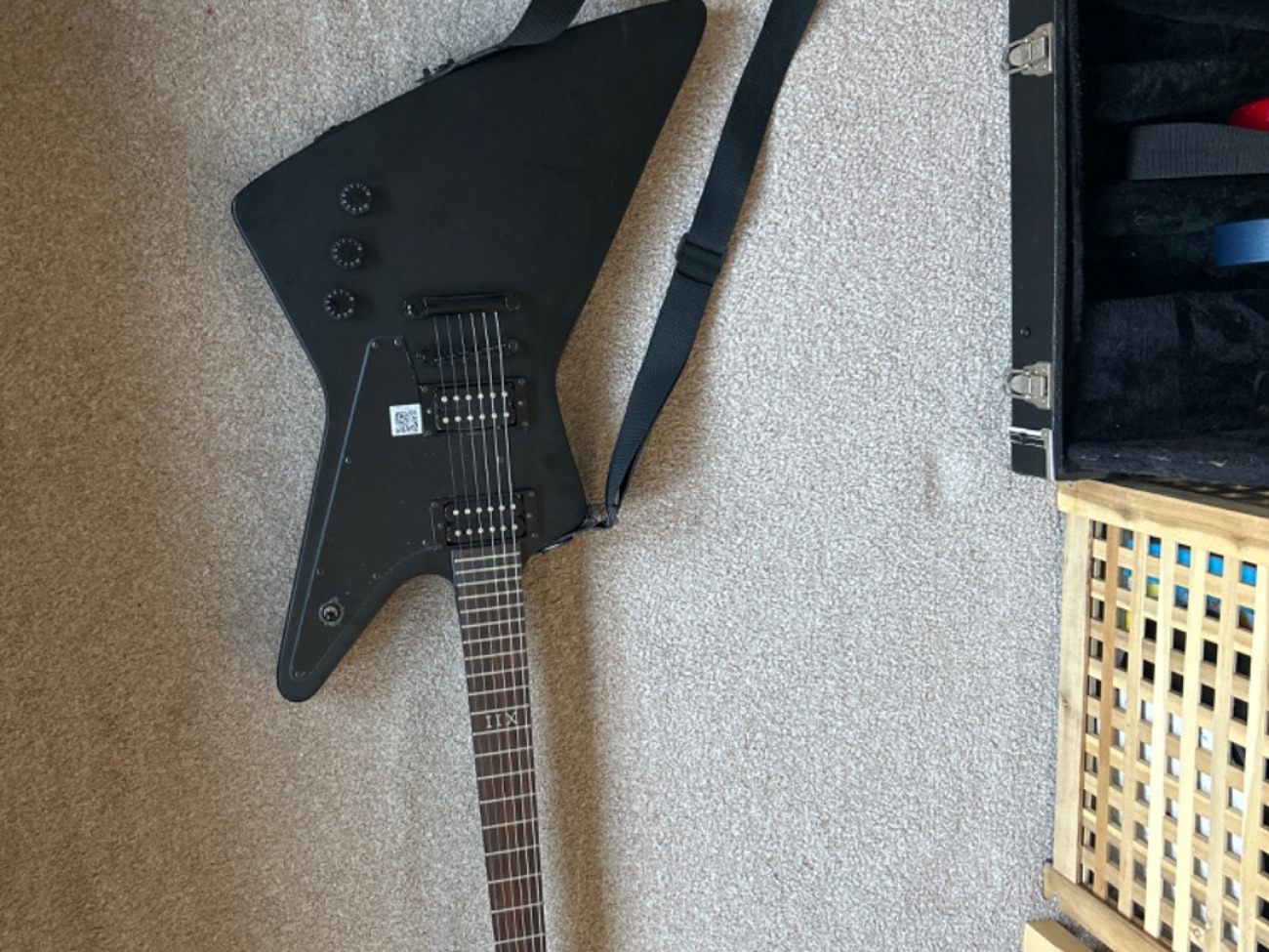 Epiphone goth explorer ’58 (black)