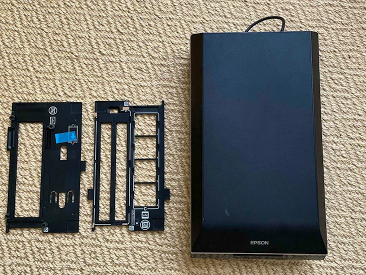 Epson v600 (film negative and document scanner)