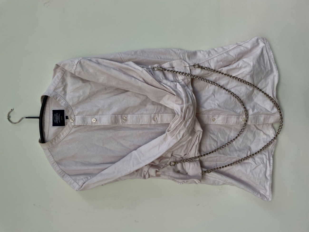 Escapologist / straight jacket / mental asylum attire