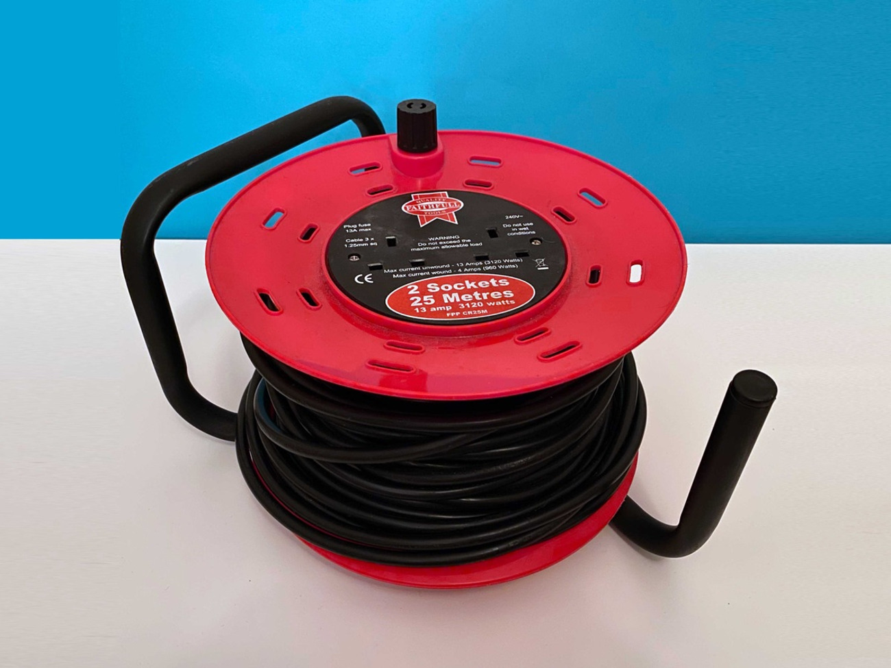 Extension cable reel (25 metres - 2 sockets)