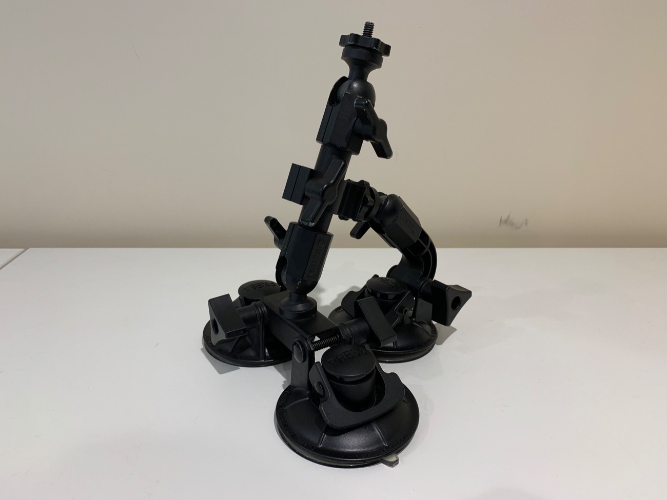 Fat gecko - triple car suction mount for dslrs