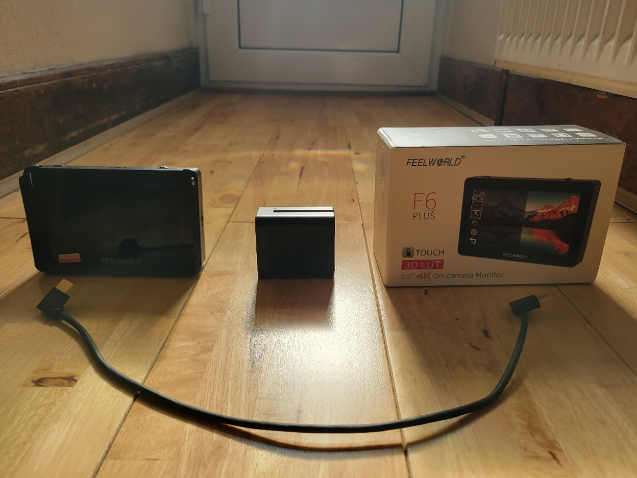 Feelworld f6 plus camera monitor touch screen 3d luts 5.5in
