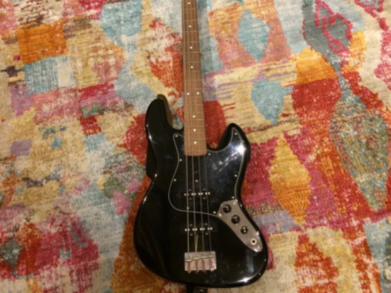 Fender squirer jazz bass