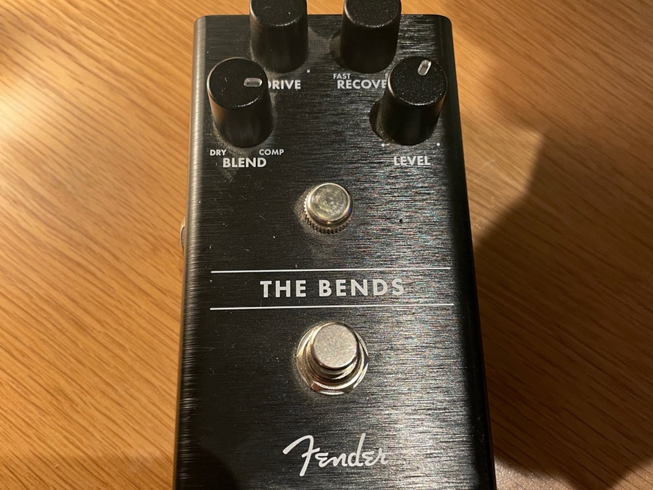 Fender 'the bends" compression pedal 