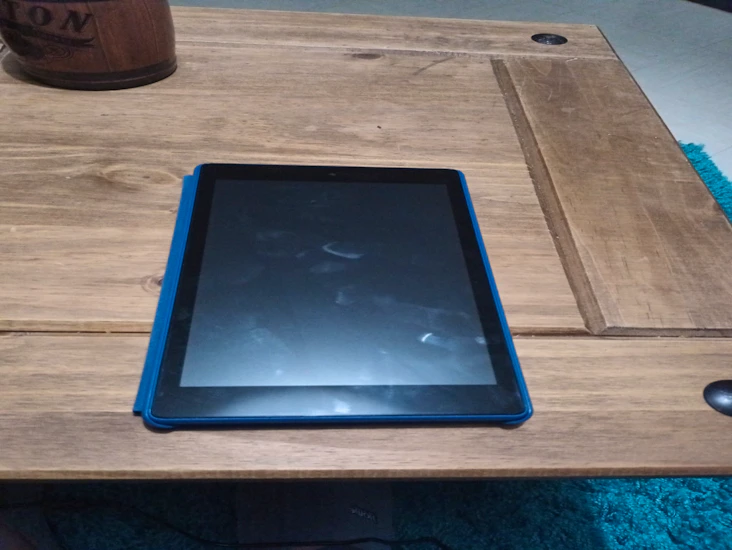 Fire 8 inch tablet with protective case