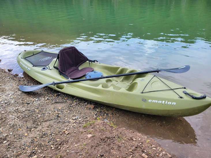 Fishing kayak