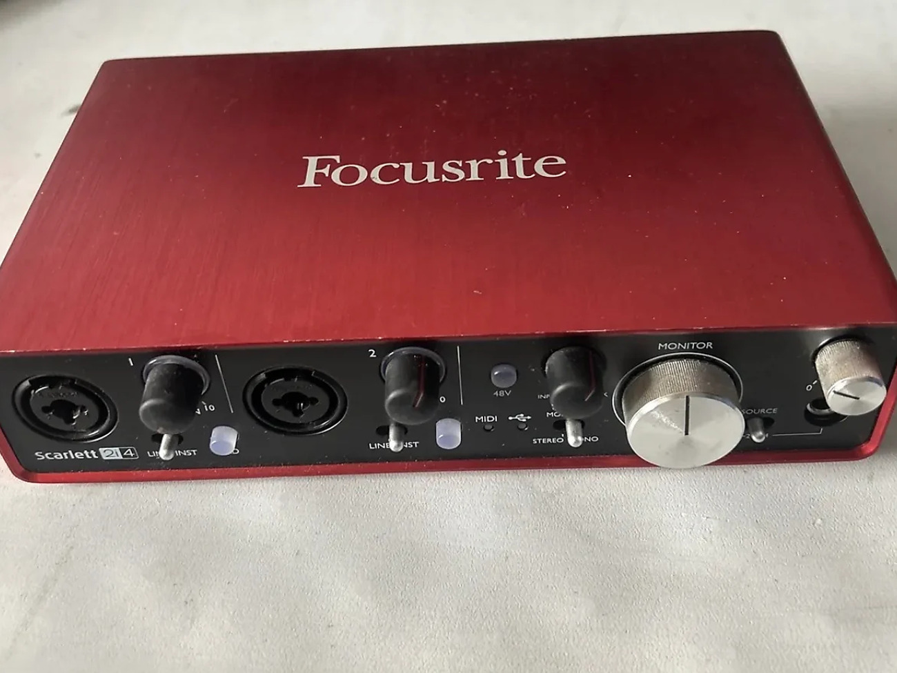 Focusrite 2i4 (2nd gen) - usb recording interface