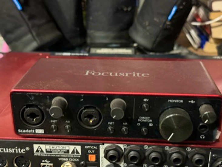 Focusrite scarlett 2i2 usb audio interface
